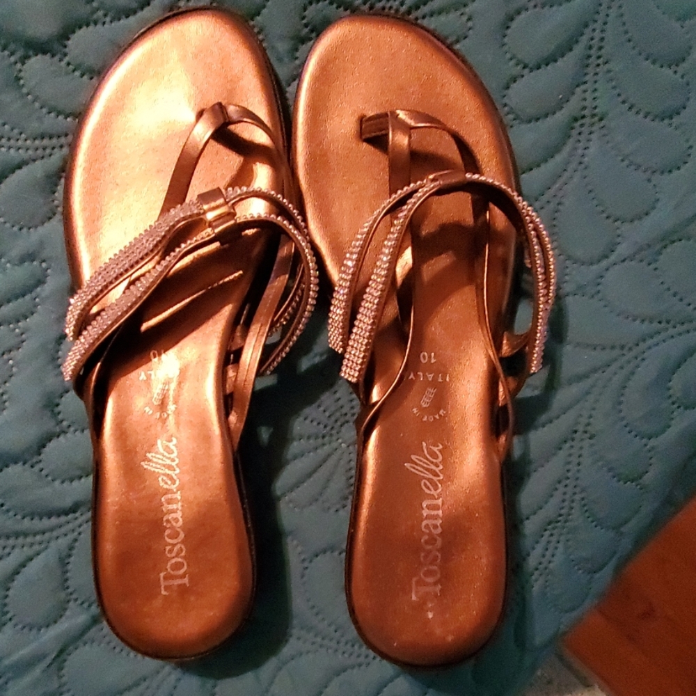 Dressy sandals